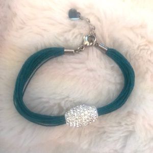 Never Worn!💎 Teal Faux Crystal Bracelet